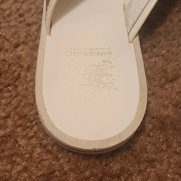 Burberry Classic Sandals - Picture 6 of 16